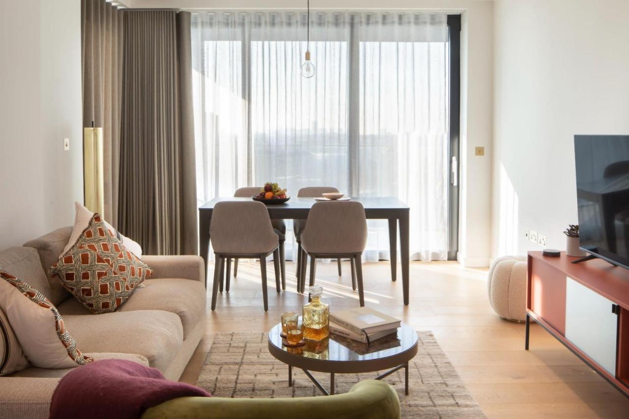 Modern Apartments At Enclave Located In Central Londra Exterior foto